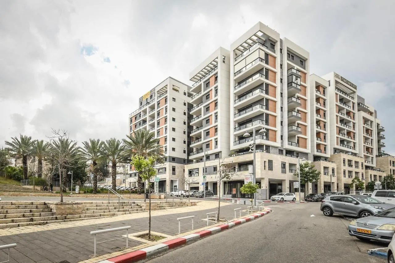 Bright & Modern Apartment In Haifa Down Town By Sea N' Rent